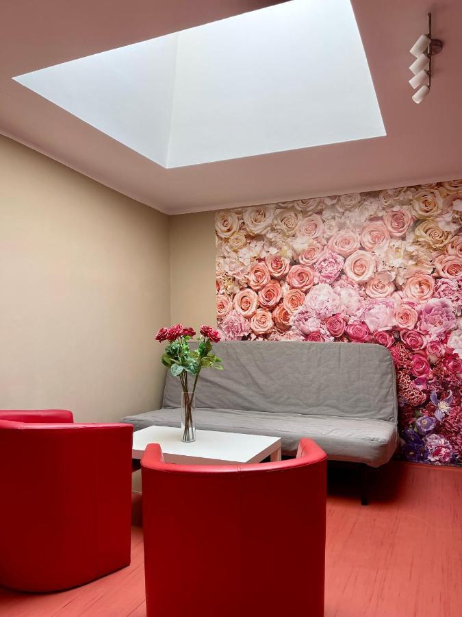 דצ'ין Apartman Galerie מראה חיצוני תמונה