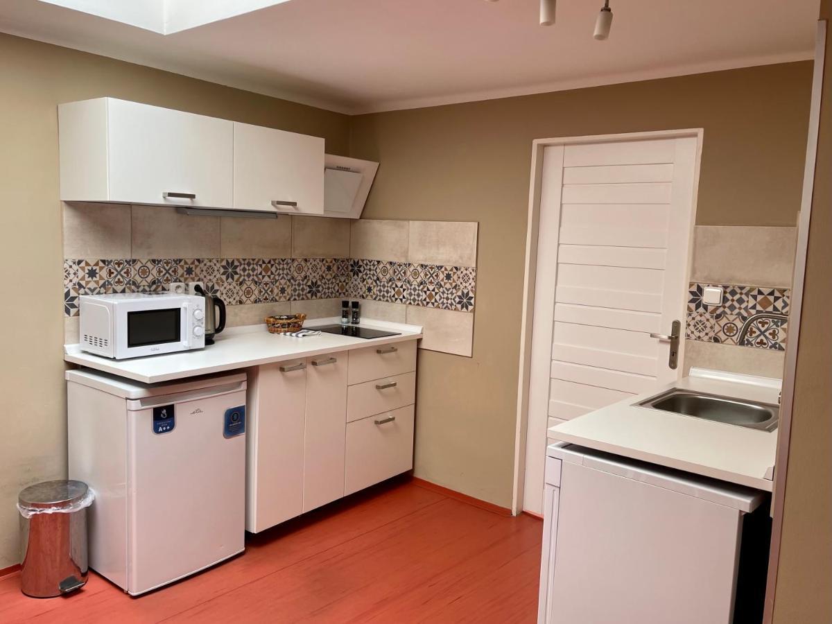 דצ'ין Apartman Galerie מראה חיצוני תמונה